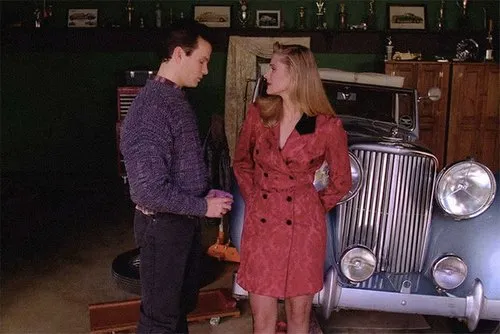 Эвелин Марш и Джеймс Хёрли