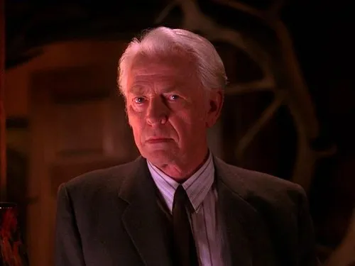 Эпизоды Твин Пикс: - Эндрю Пэккард