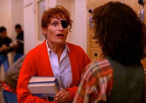 Эпизоды Твин Пикс: - Надин Хёрли в школе